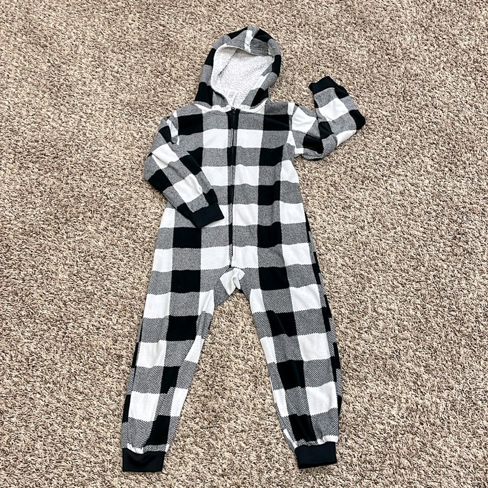 CHILDRENS PLACE pjs 🖤